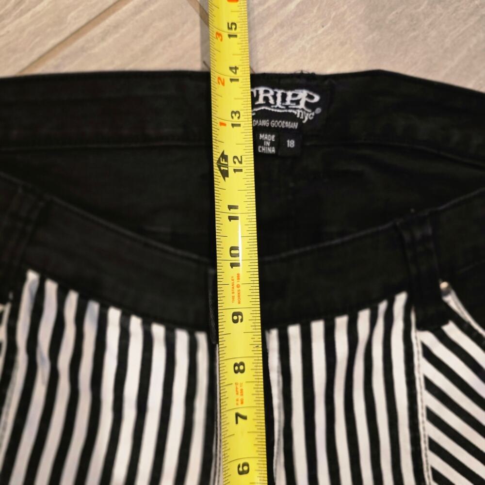 Tripp Striped Skinny Jeans Women's Rave Goth Punk Geometric Black White Size 18 - Picture 4 of 6